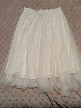 Ultra Flirt White Tulle Midi Skirt